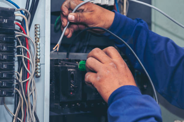 Best Electrical Contractors for Businesses  in Broomall, PA